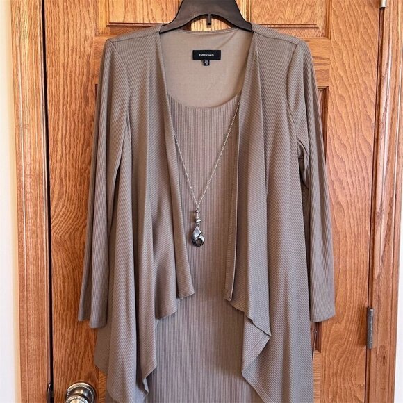 R&M Richards Women's Dress Set Size 14 Beige Formal with Necklace NWT - Picture 1 of 8